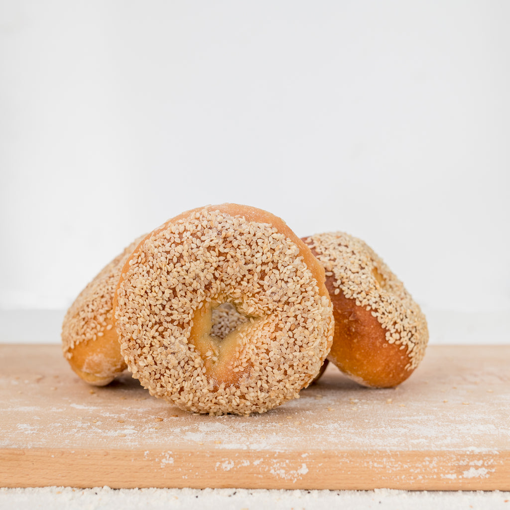 Gluten Free Sesame Bagels 4Pack New Cascadia Traditional